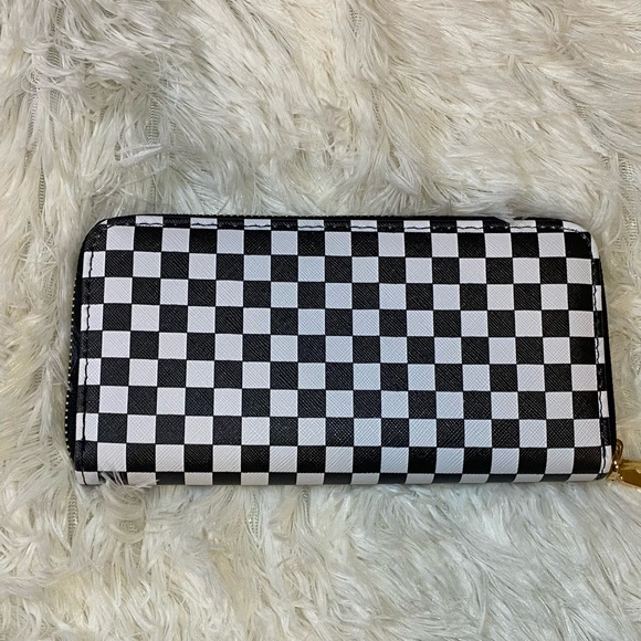 Checkered Black and White Large Wallet - Picture 1 of 4